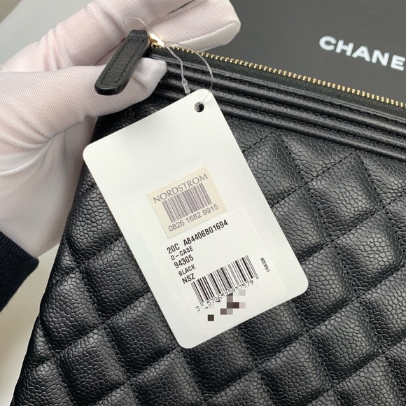 NIB Chanel Boy O Case Large Clutch Quilted Black with Gold Hardware - Picture 11 of 14